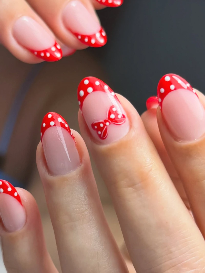 Minnie Bow Nails