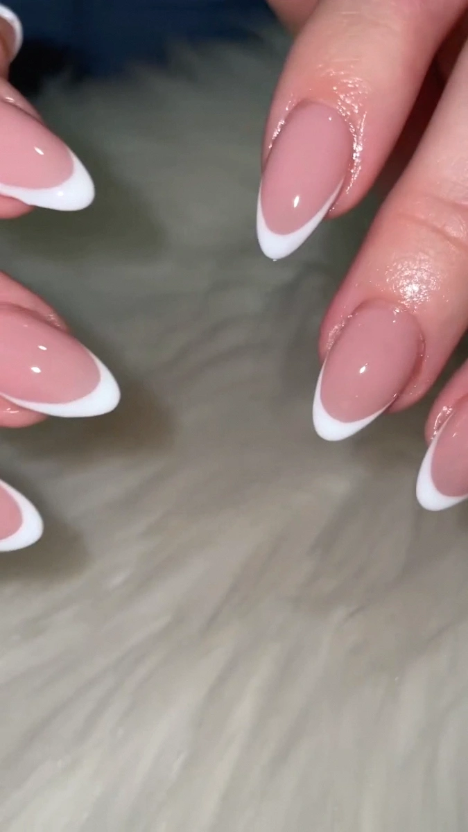 Single Pearl Accent French