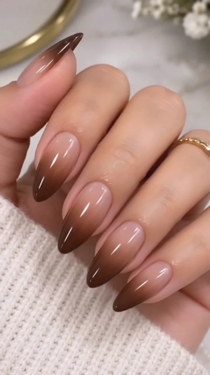Warm Caramel Neutral Nails
