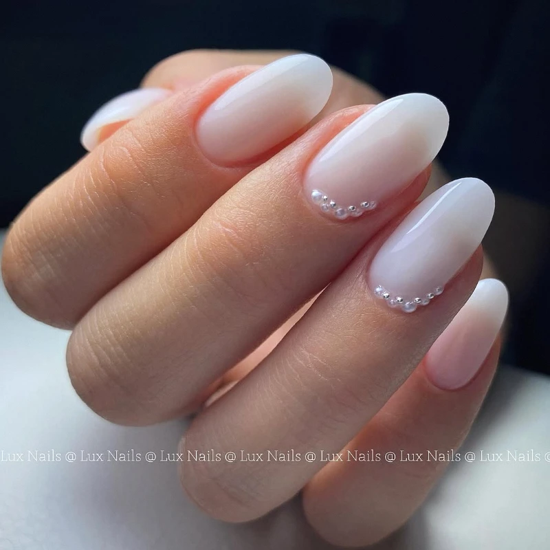 Bridal Milky White Ombre (Baby Boomer Nails)